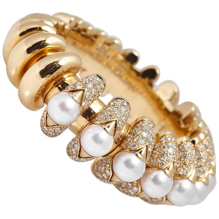 Bulgari Pearl Diamond Gold Bracelet - Eleuteri