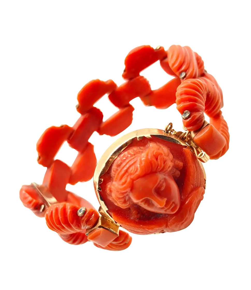 Creepy Coral Bracelet- Any information? Age? : r/jewelry